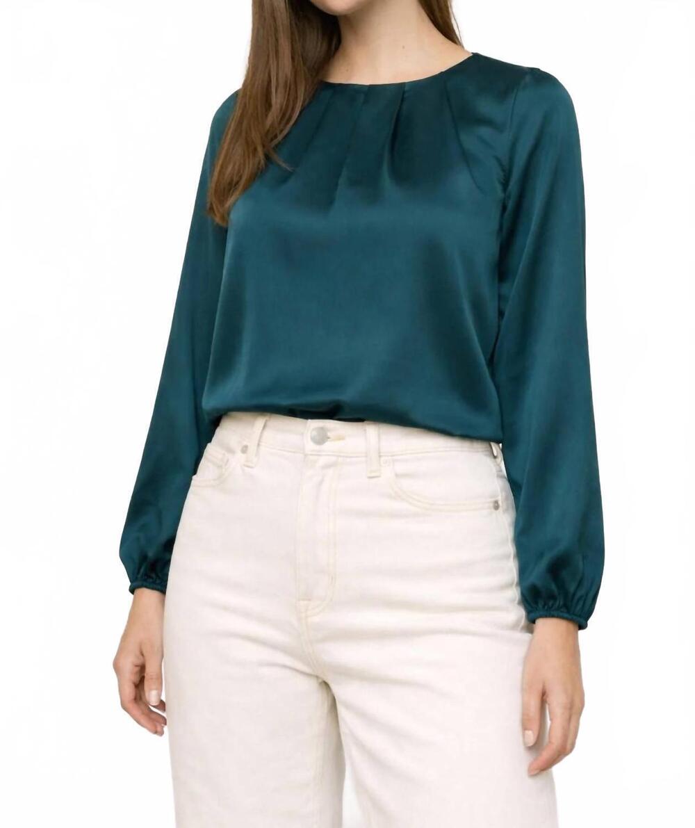 NEW GILLI addie long sleeve top in satin